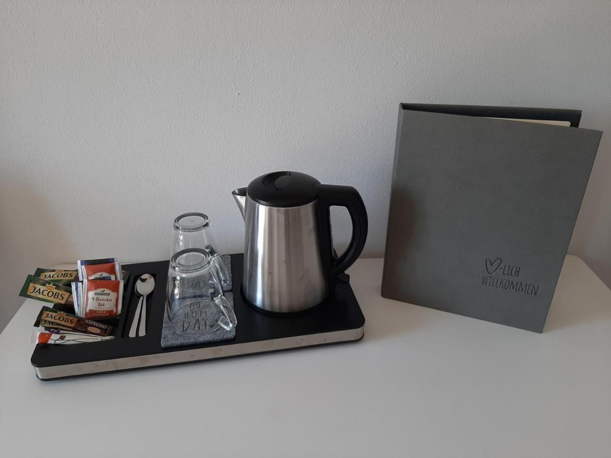 Double Room,1525327993:JPEG
