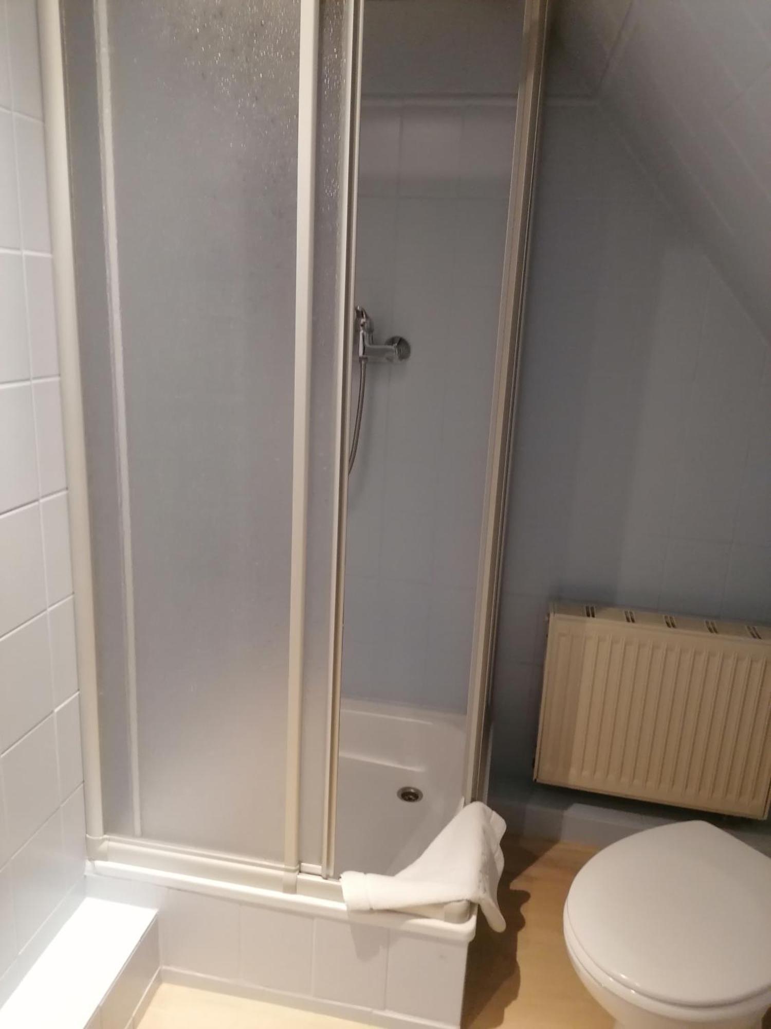 Apartment with kitchen,1671898258:JPEG