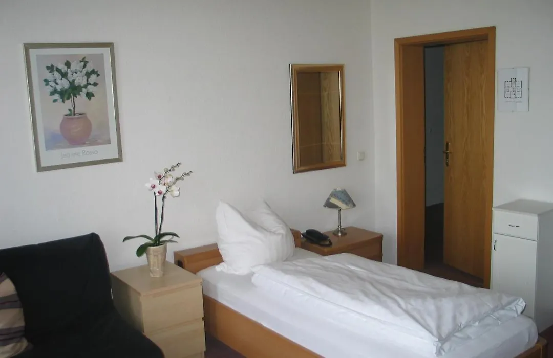 Adler Hotel Dresden-1