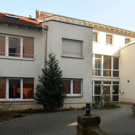 Gaestehaus Mezzaluna-3